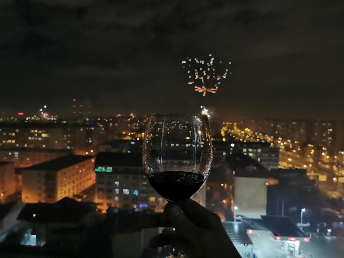 Sunset Bucharest 84 Apartment Bagian luar foto